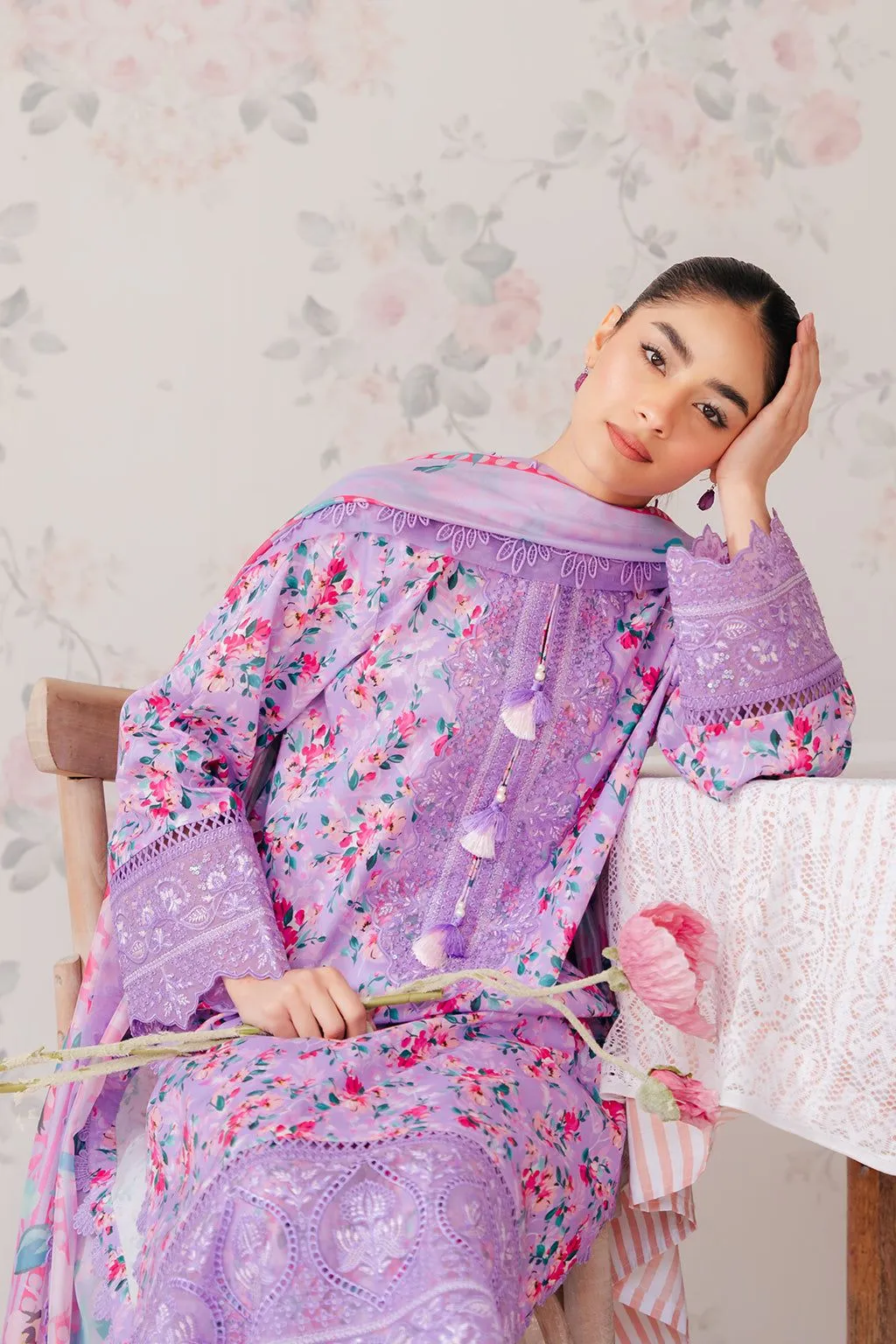 Afrozeh Lawn Suit