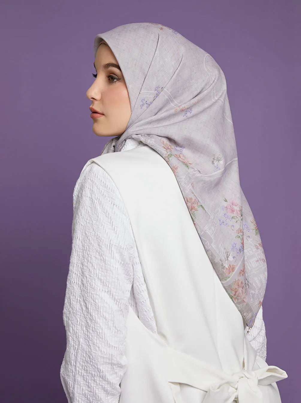 BUNDLING BAMED X KAMI ORVA LONDON SIGNATURE SCARF ASH LILAC