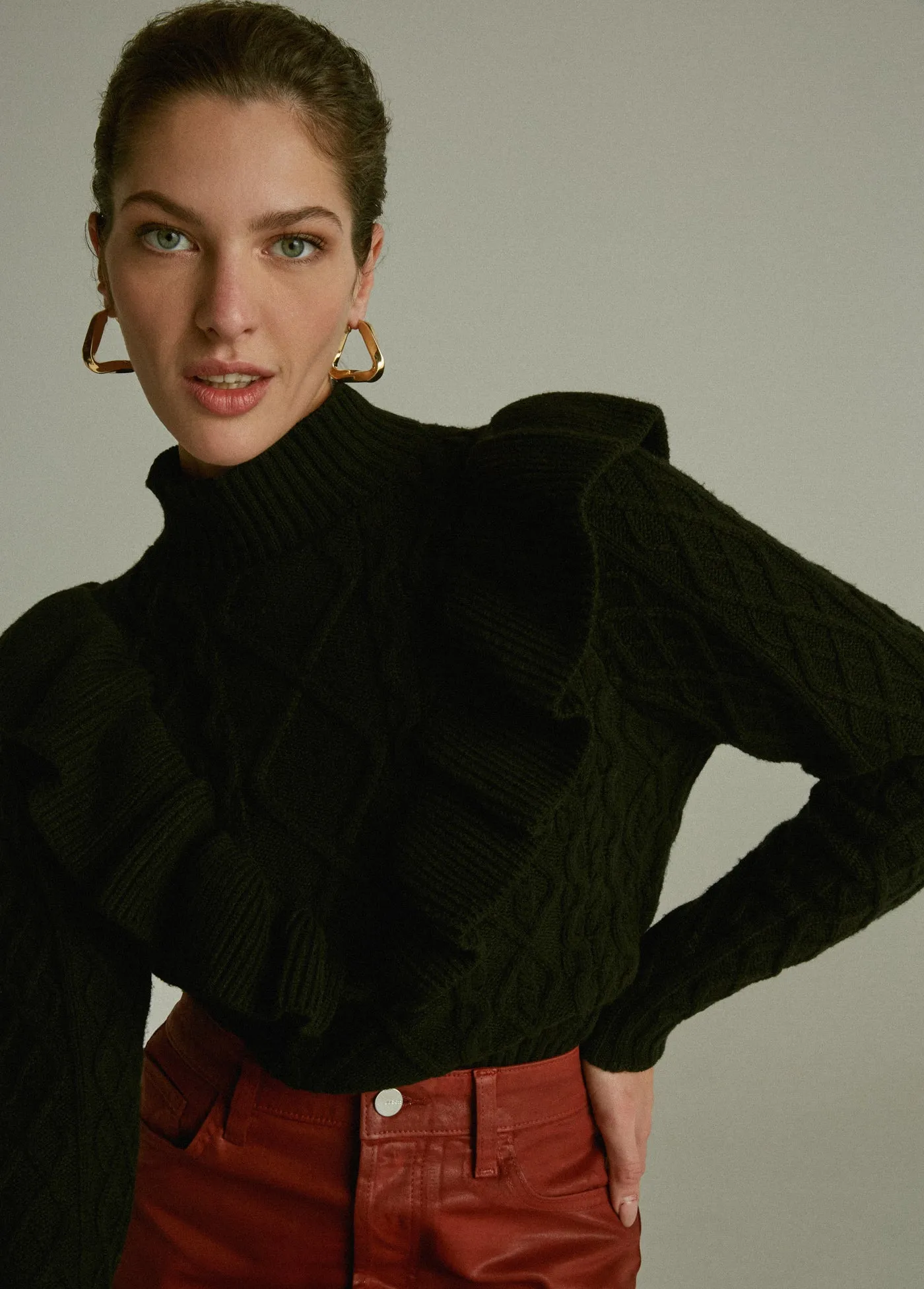 HARLEY RUFFLE SWEATER