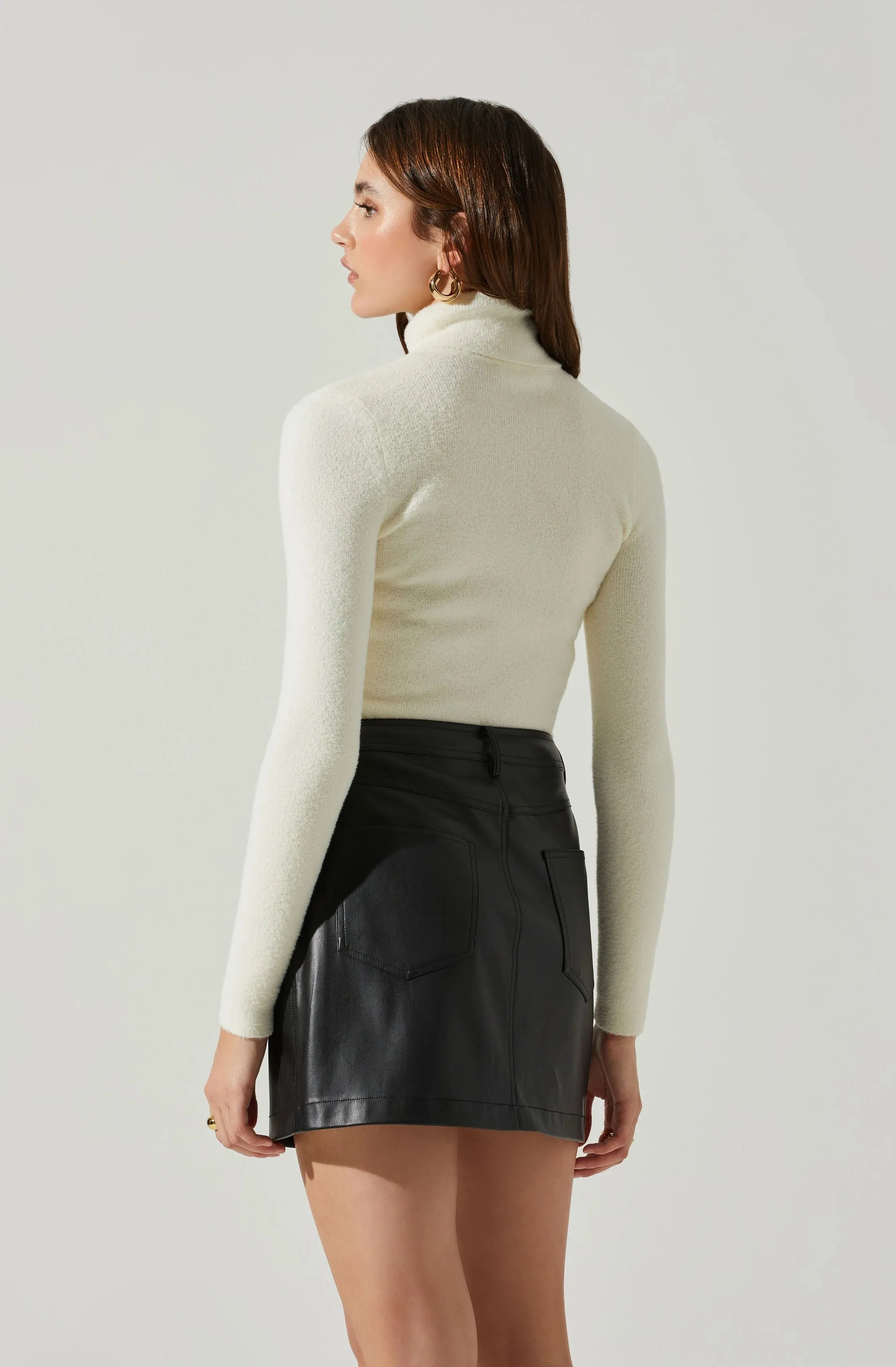 Izabella Sweater