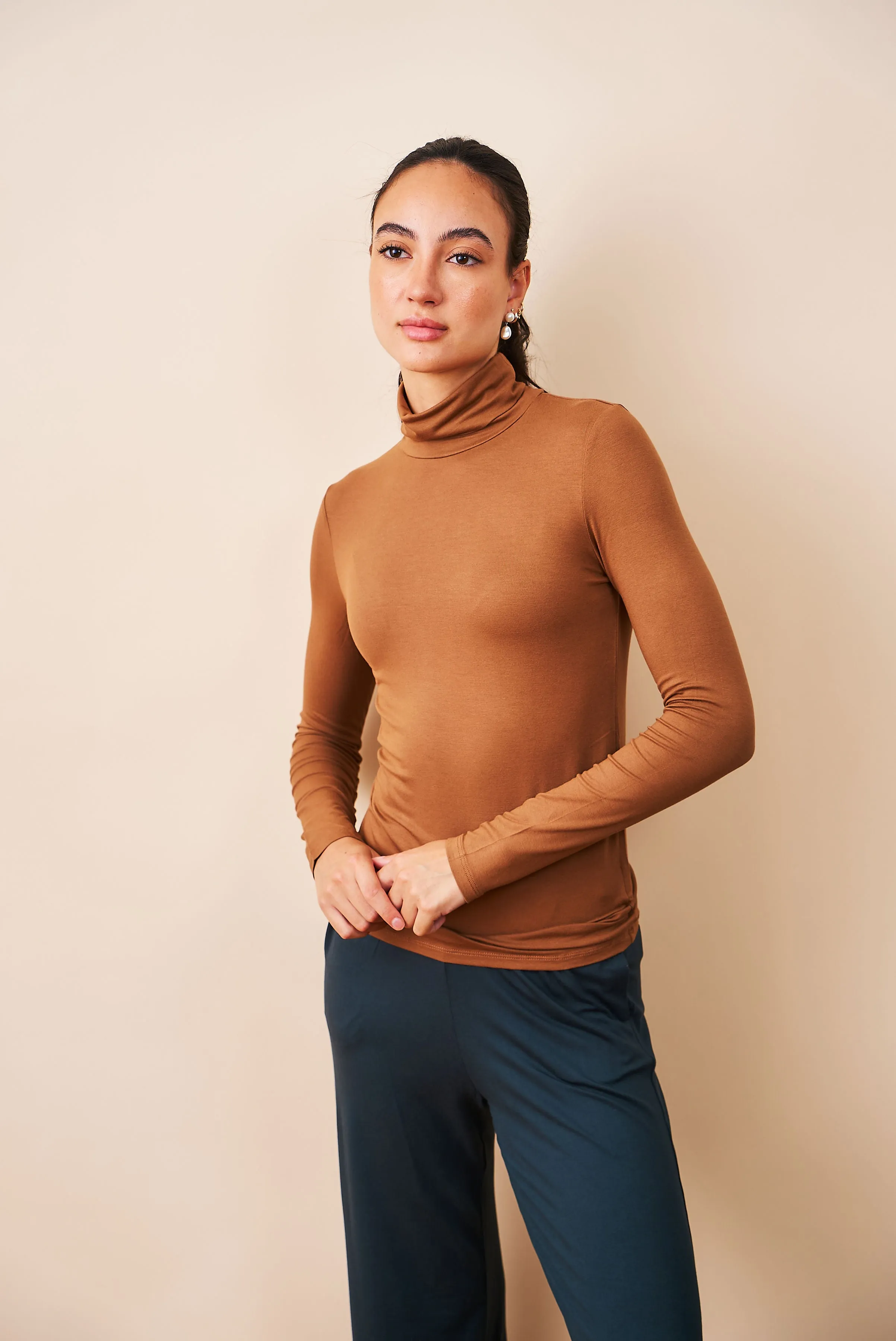 Majestic Soft Touch Long Sleeve Turtleneck in Bison