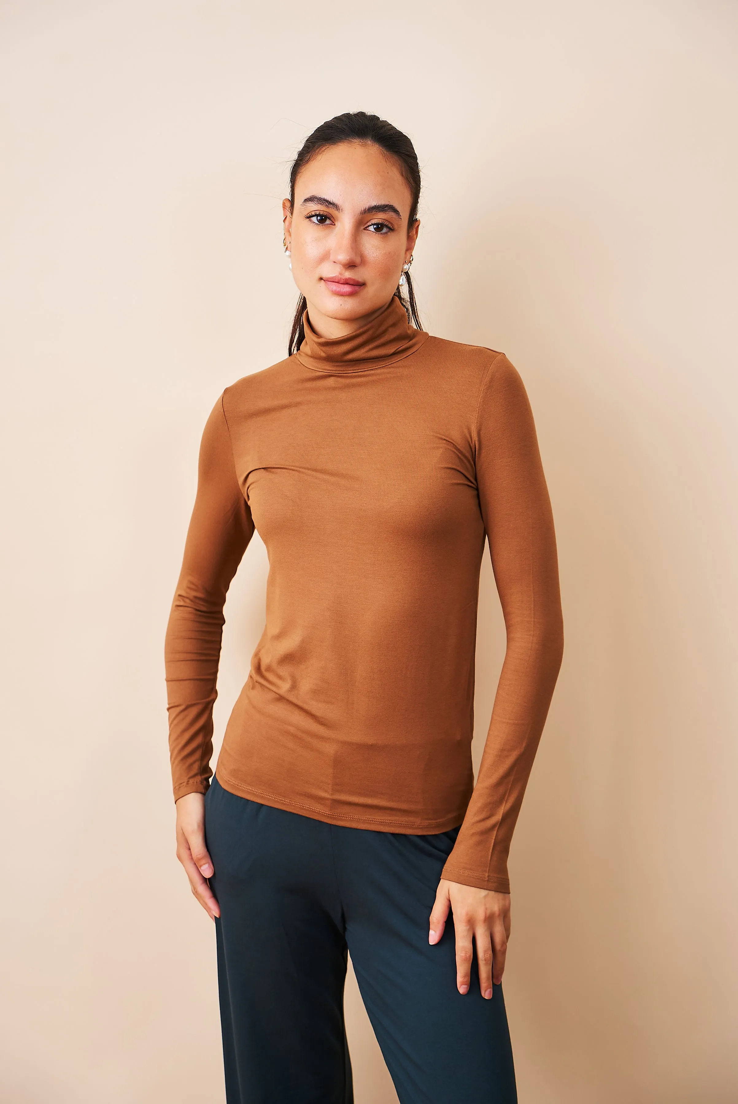 Majestic Soft Touch Long Sleeve Turtleneck in Bison