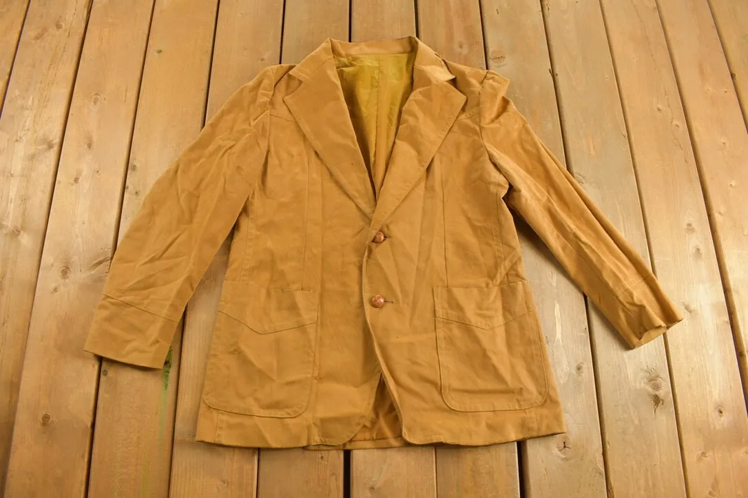 Vintage 1970s Suede Button Up Jacket / Fall Outerwear / Leather Coat / Winter Outerwear / Streetwear Fashion / Suede Jacket / Blazer